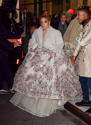 Jennifer Lopez - &#039;Marry Me&#039; On Set in New York 10/17/2019