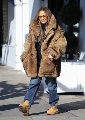 Jennifer Lopez - Los Angeles 12/14/2022