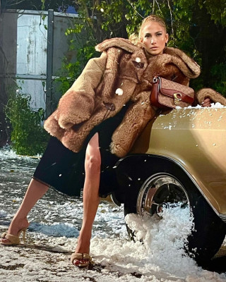 Jennifer Lopez