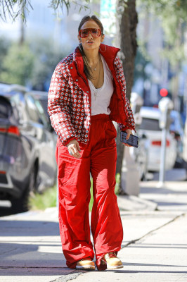 Jennifer Lopez - Los Angeles 12/24/2022