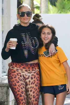 Jennifer Lopez pic #1243274