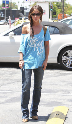 Jennifer Love Hewitt pic #521293