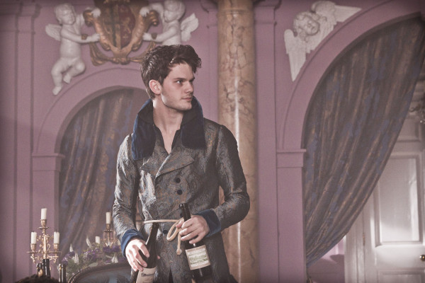 Jeremy Irvine pic #742536