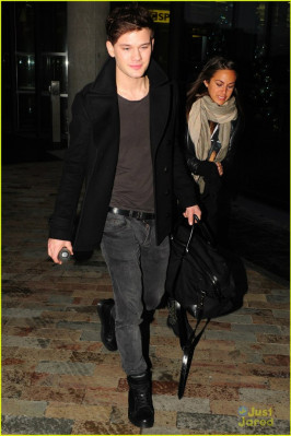 Jeremy Irvine pic #745559