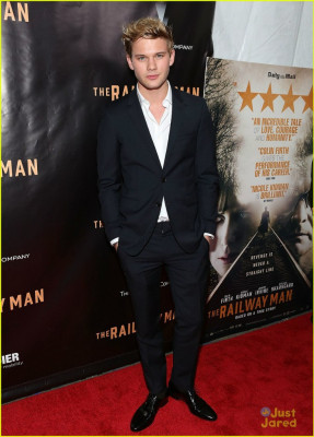 Jeremy Irvine pic #744249