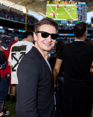 Jeremy Renner - Super Bowl in Miami 02/02/2020