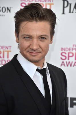 Jeremy Renner pic #613452