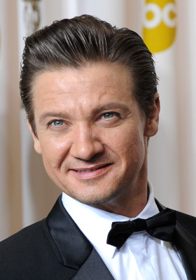 Jeremy Renner pic #613467
