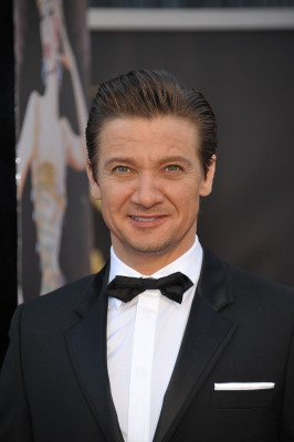 Jeremy Renner pic #613466