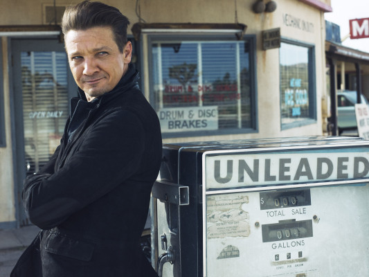 Jeremy Renner - Simon Emmett Photoshoot for Mans 05/05/2017