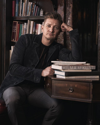 Jeremy Renner - Esquire Photoshoot by John Russo 09/13/2017