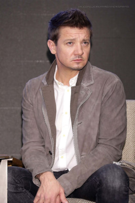Jeremy Renner - Avengers Endgame Seoul Press Tour 04/15/2019