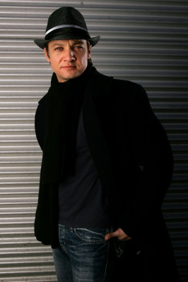 Jeremy Renner pic #600695
