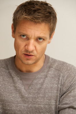 Jeremy Renner pic #498631