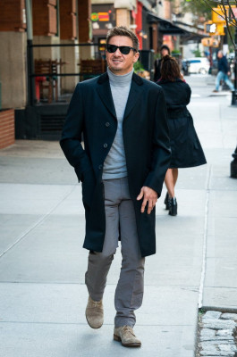 Jeremy Renner pic #842298
