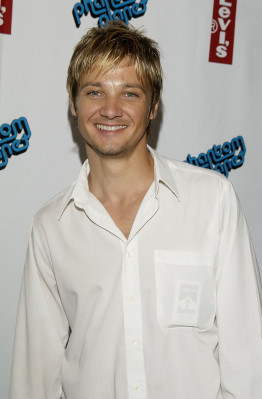 Jeremy Renner pic #622809