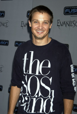 Jeremy Renner pic #622635