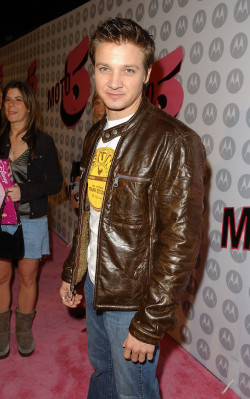 Jeremy Renner pic #622634