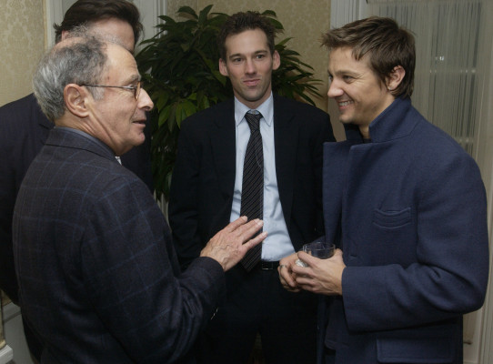 photo 7 in Jeremy Renner gallery [id622630] 2013-04-06 00:00:00