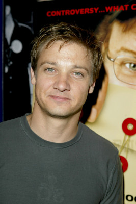 photo 18 in Jeremy Renner gallery [id622819] 2013-04-06 00:00:00