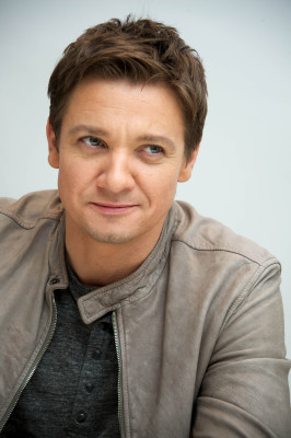 Jeremy Renner pic #612520