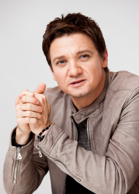 Jeremy Renner pic #612532