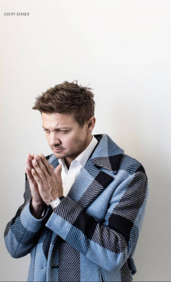 Jeremy Renner for August Man - Singapore