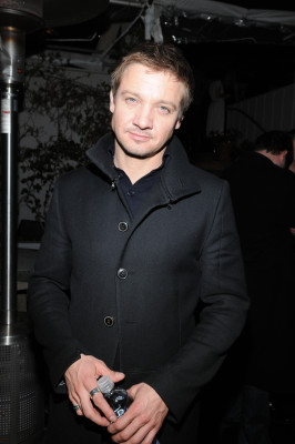Jeremy Renner pic #450933