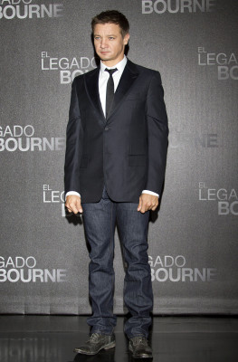 Jeremy Renner pic #607345