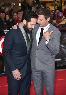 Jeremy Renner pic #883502