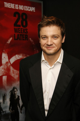 Jeremy Renner pic #622021