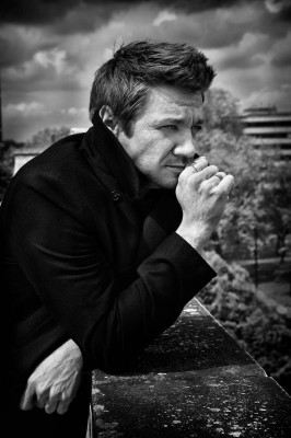 Jeremy Renner - Sarah Dunn Photoshoot 04/29/2014