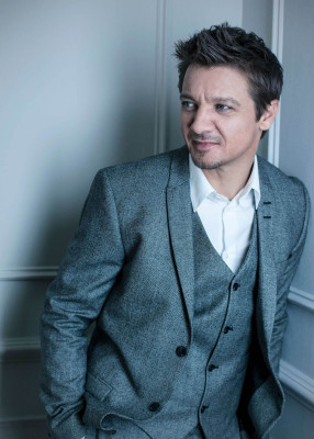 Jeremy Renner - Sarah Dunn Photoshoot 04/29/2014