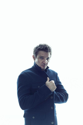 Jeremy Renner - Sarah Dunn Photoshoot 04/29/2014