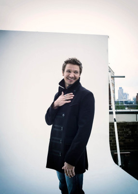 Jeremy Renner - Sarah Dunn Photoshoot 04/29/2014