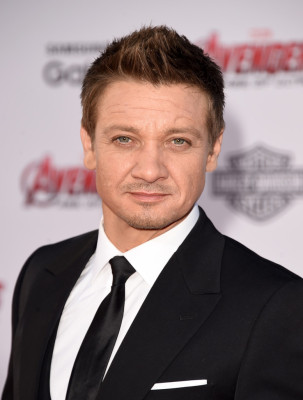 Jeremy Renner pic #802017