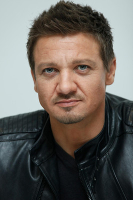 Jeremy Renner pic #802012