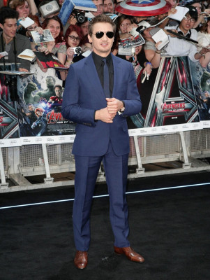 Jeremy Renner pic #803183