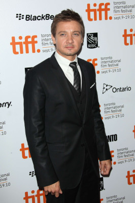 Jeremy Renner pic #643323