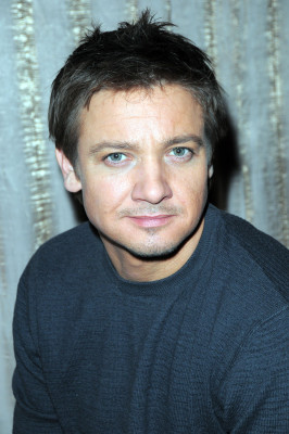 Jeremy Renner pic #446914