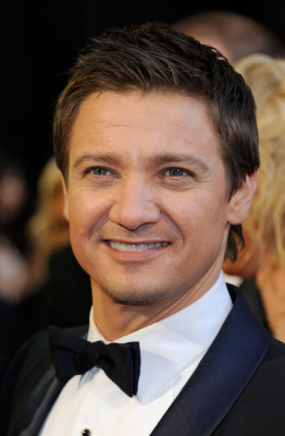 photo 20 in Jeremy Renner gallery [id434705] 2011-11-11 00:00:00