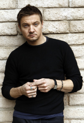 photo 7 in Jeremy Renner gallery [id291636] 2010-09-02 00:00:00