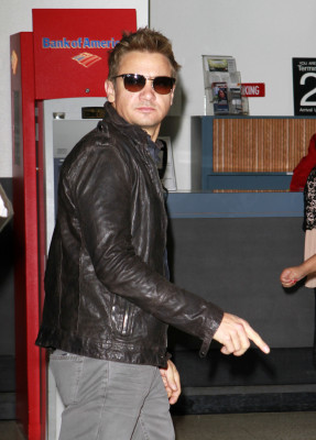 Jeremy Renner pic #604811