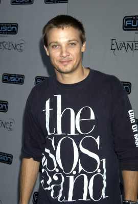 Jeremy Renner pic #608858