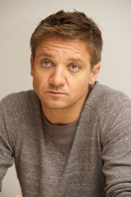 Jeremy Renner pic #498628