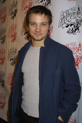 Jeremy Renner pic #609020