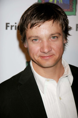Jeremy Renner pic #609410