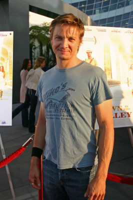 Jeremy Renner pic #609411