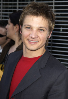 Jeremy Renner pic #609402