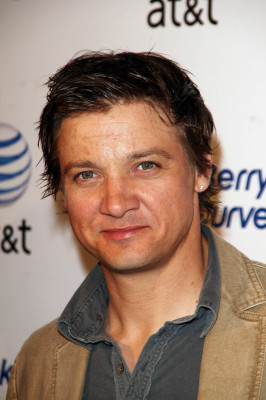Jeremy Renner pic #608497
